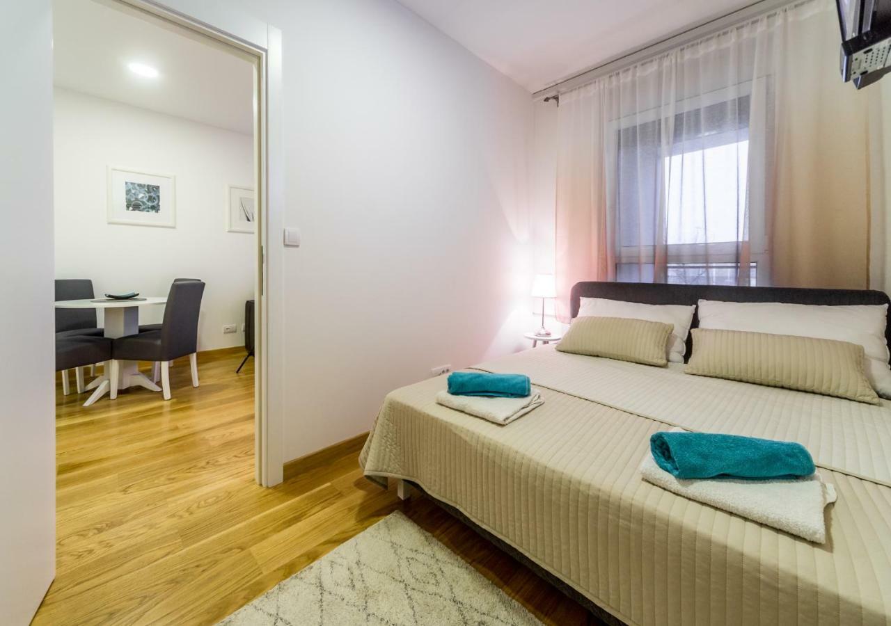 Apartman Tirena เบลเกรด ภายนอก รูปภาพ