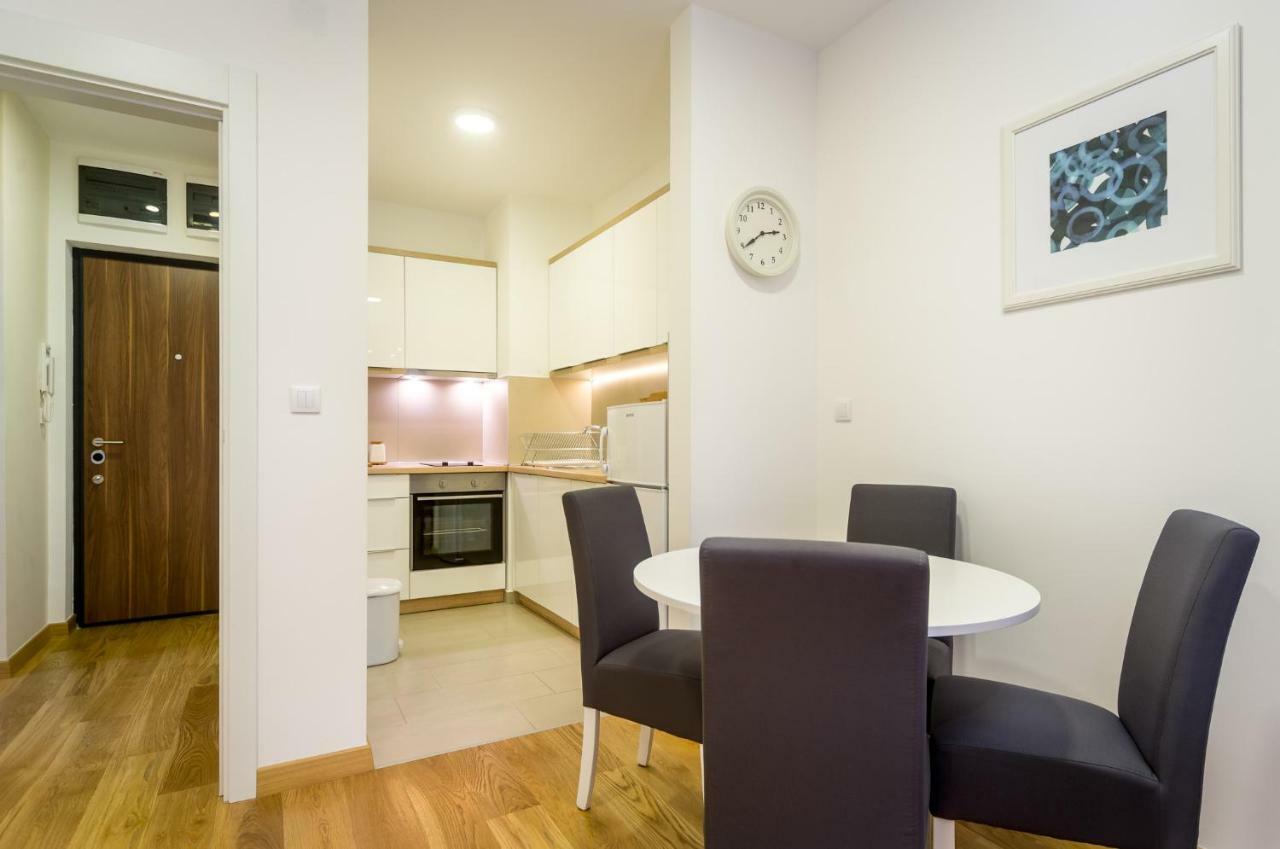 Apartman Tirena เบลเกรด ภายนอก รูปภาพ